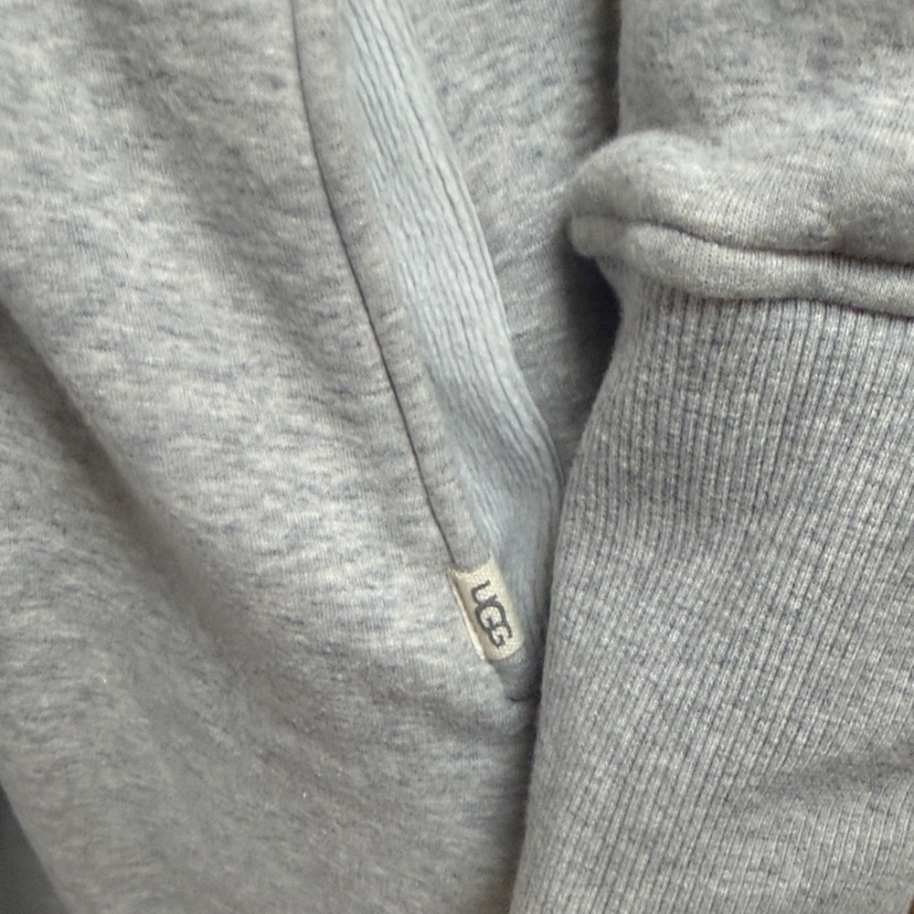 UGG Light Gray Belted Robe - Picture 3 of 3